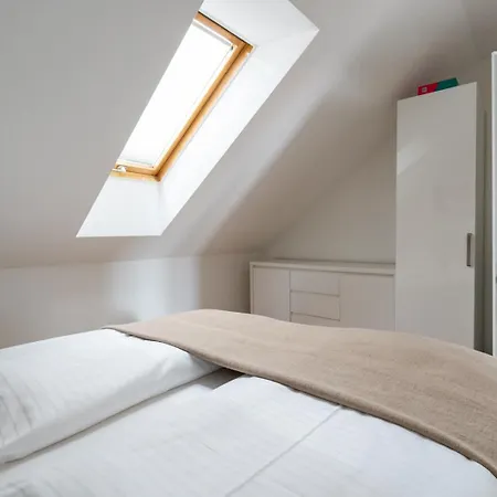 Farawayhomes #4 Apartman Graz