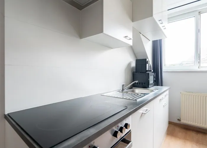 Farawayhomes #4 아파트