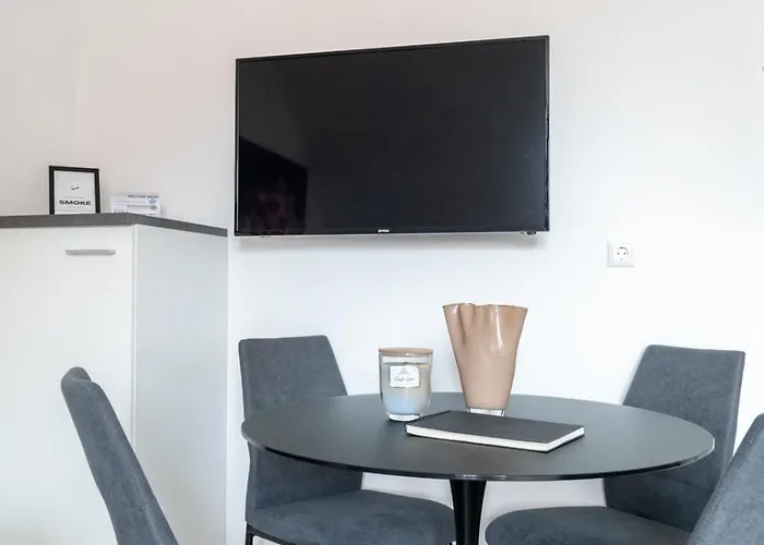 Farawayhomes #4 아파트